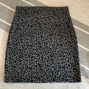 Leopard Print Stretchy Pencil Skirt